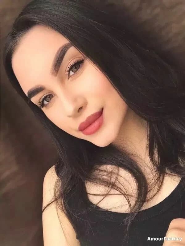 Anastasia, 24